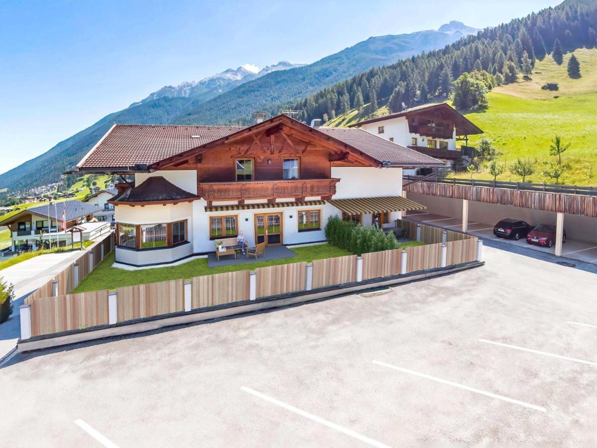 Propety in Neustift im Stubaital Exterior foto